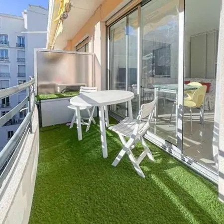 Le Rouaze Entre Martinez Et Carlton Apartment